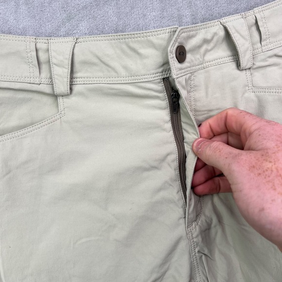 Outdoor Research Equinox Shorts Mens 32 Kahki Cargo Gorpcore Outdoors 11" Inseam - Picture 3 of 14
